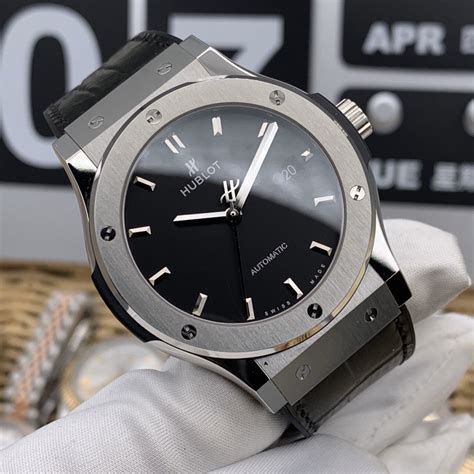 đồng hồ Hublot